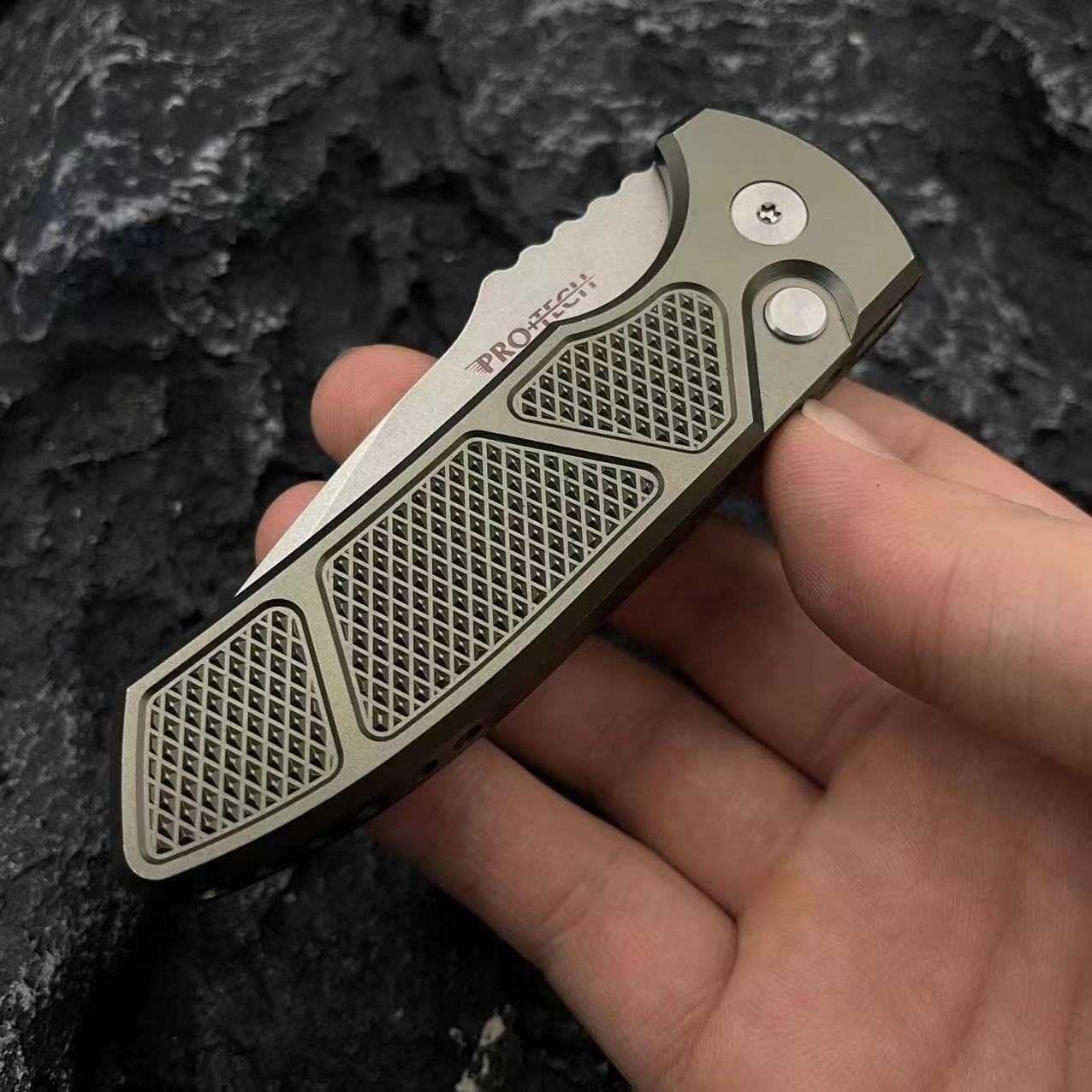 CHUCK - S35-VN FOLDING EDC