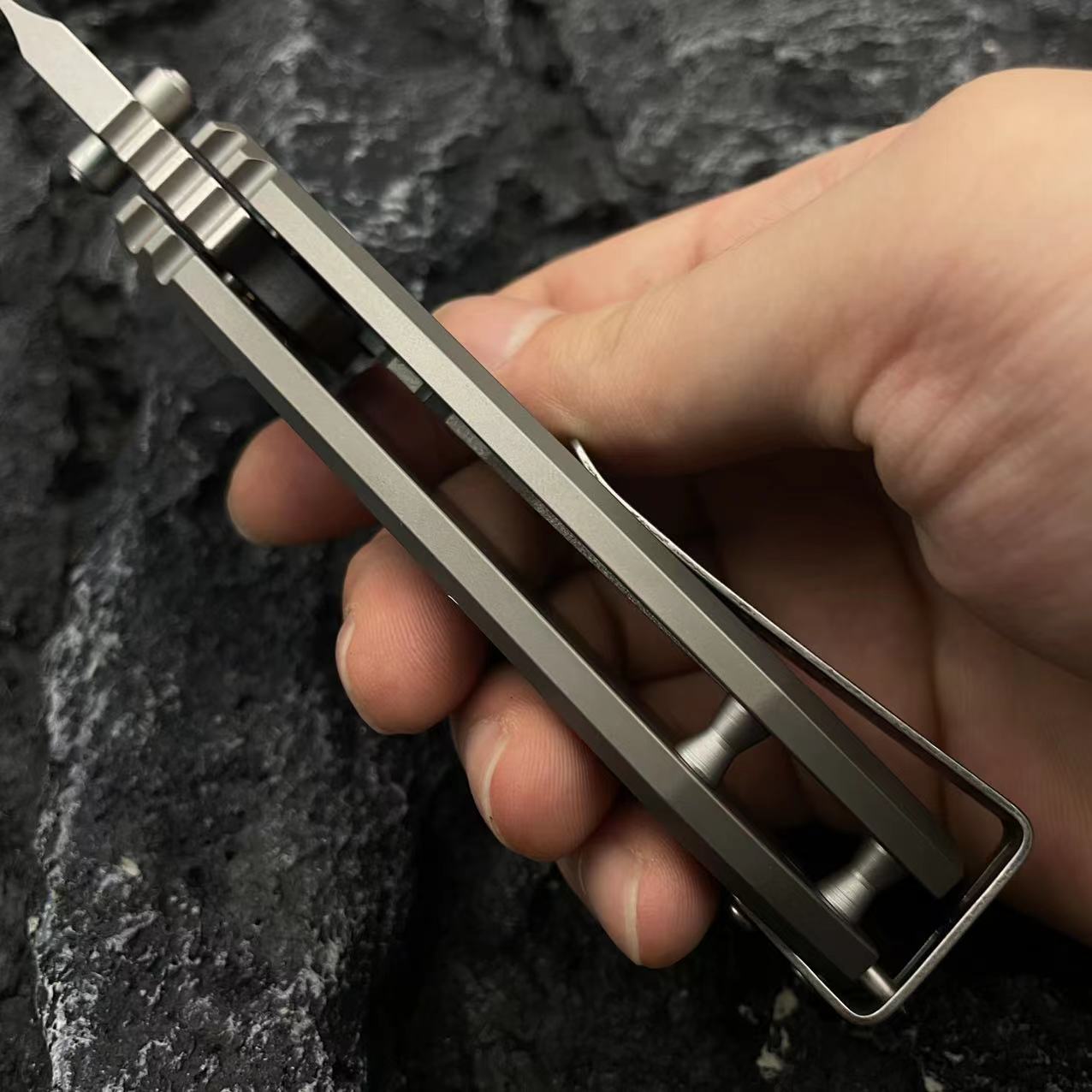 BOULDER - TITANIUM ALLOY FOLDING EDC